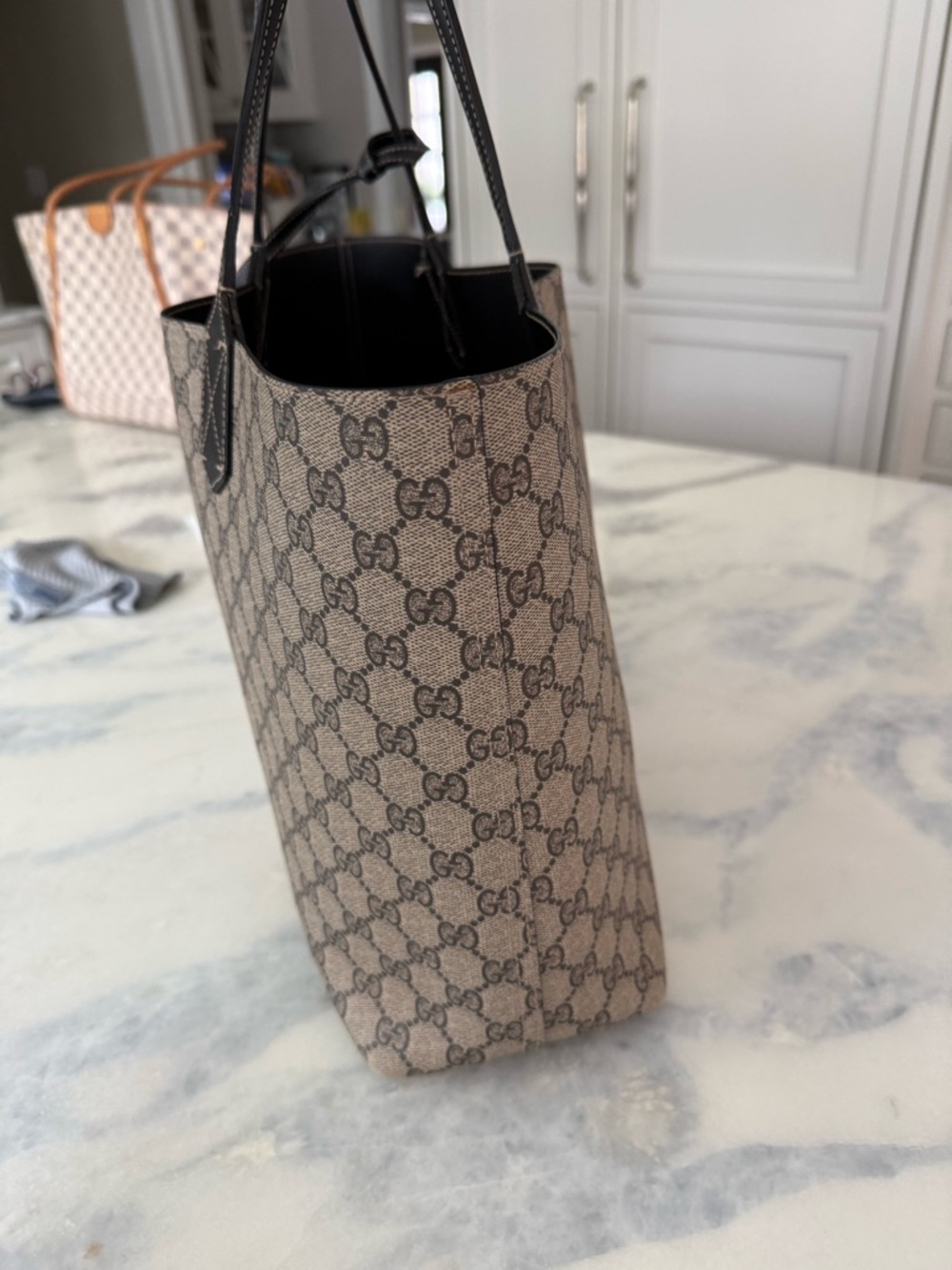 Gucci Reversible Tote with GG Coated Canvas/Black - Picture 8 of 13
